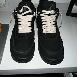 Blacl cat 4’s (2020)